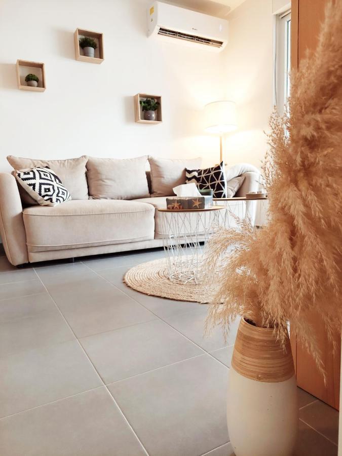 Newhome Nicole Premantura Buitenkant foto